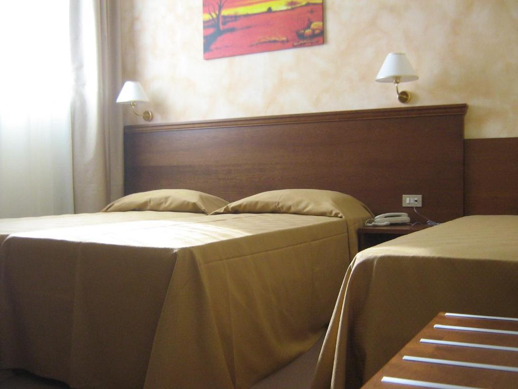 Hostiliae Ciminiera Hotel Ostiglia Quarto foto